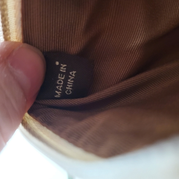 COACH Chelsea Multi-Colored C's Leather Wristlet Wallet Coin Pouch - Picture 8 of 15